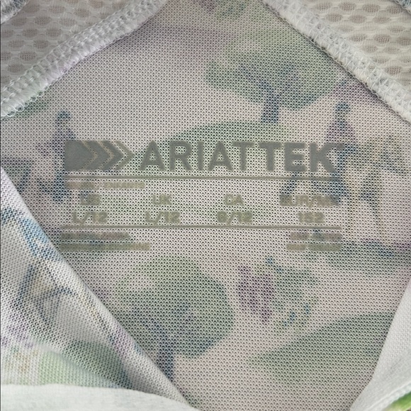 NWT-Ariat Kids Equestrian Print Sunstopper with SPF Protection- 10034995-L/12 - Picture 6 of 6